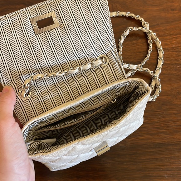 Steve Madden Small Purse - Picture 3 of 3